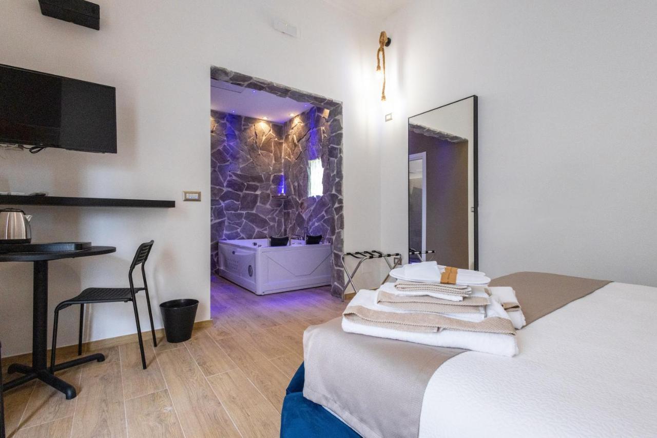 Lovely Rooms - Guest House Suites Triggiano Exteriér fotografie