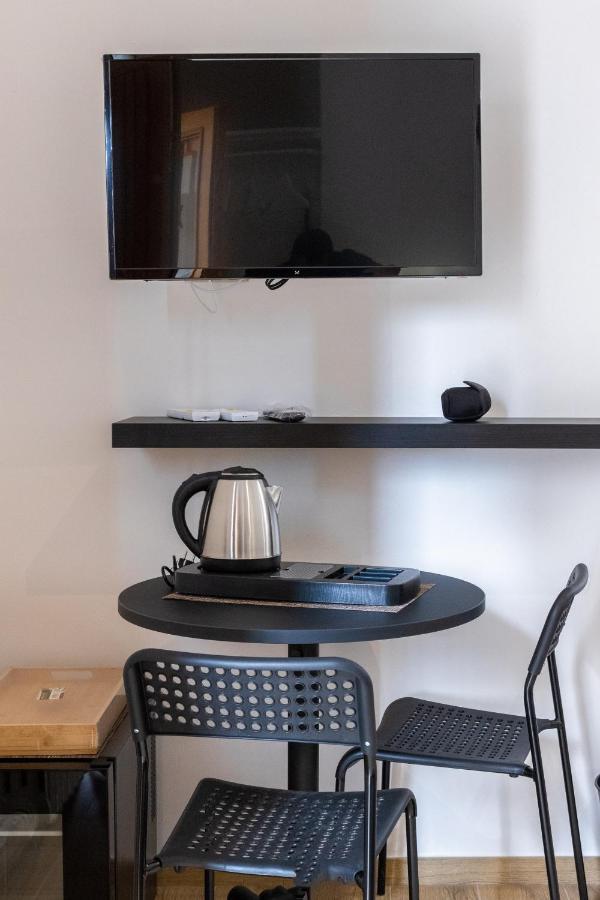 Lovely Rooms - Guest House Suites Triggiano Exteriér fotografie