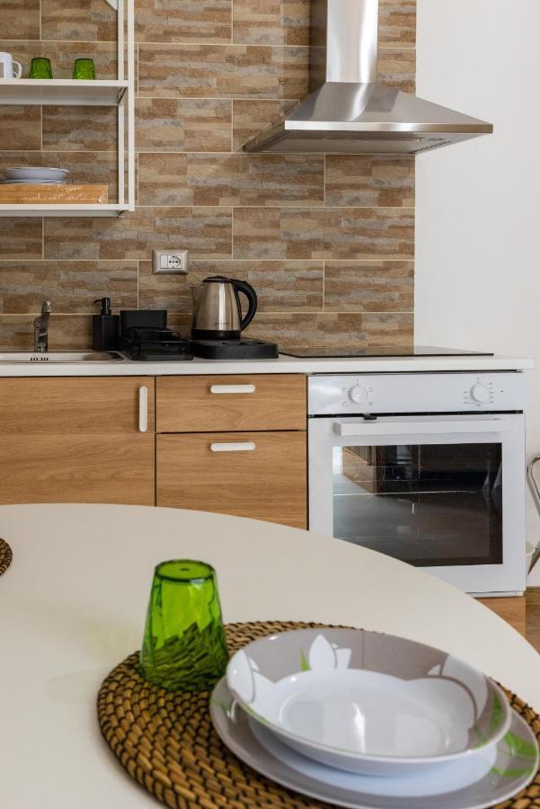 Lovely Rooms - Guest House Suites Triggiano Exteriér fotografie